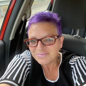 Meet your Posher, April